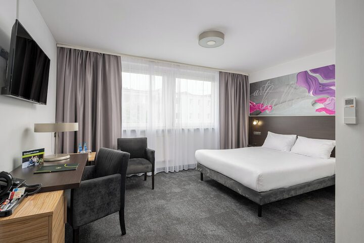 Room 39 of 139