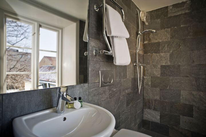 Bath Photo
