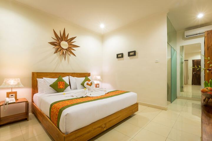 Room 3 of 162