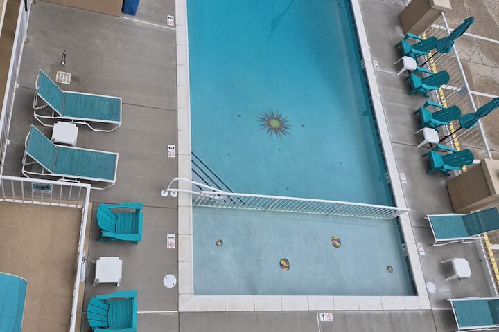 Pool 14 of 24