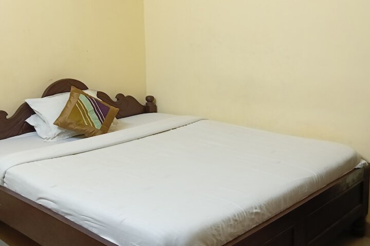Room 8 of 61