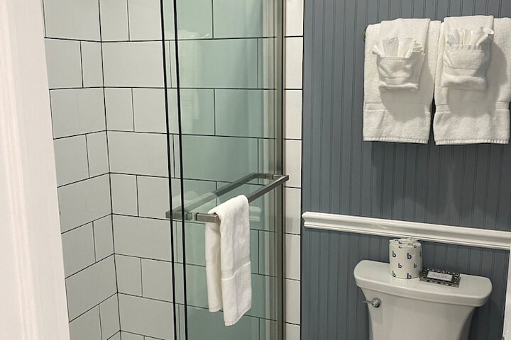 Room 42 of 59