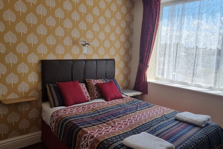 Room 33 of 55