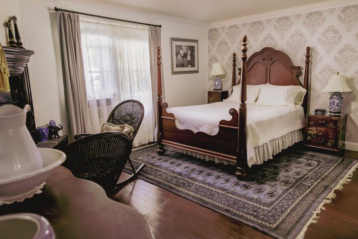 Room 9 of 97
