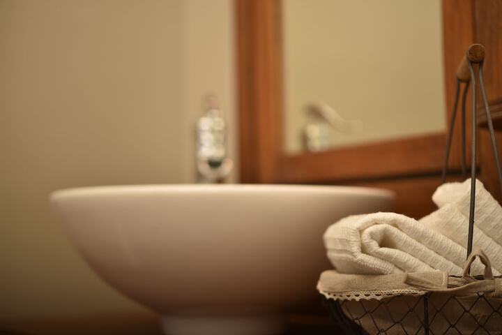Room 28 of 51