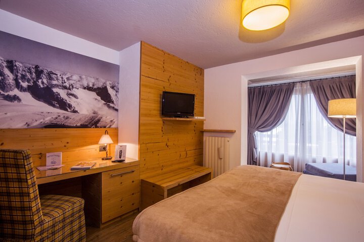 Room 30 of 105