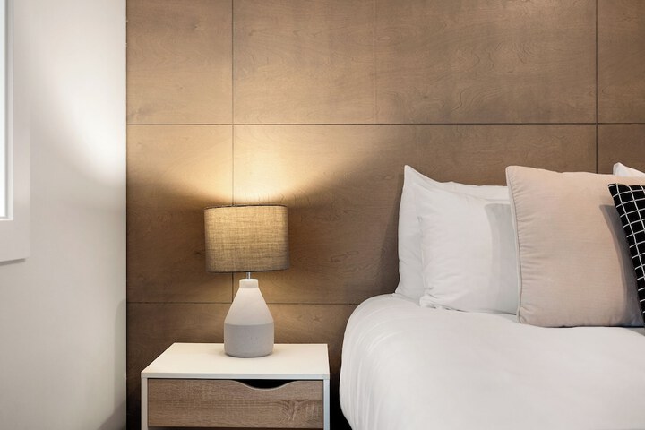 Room 34 of 128