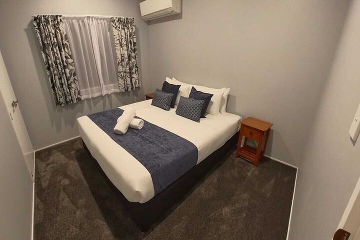 Room 8 of 31
