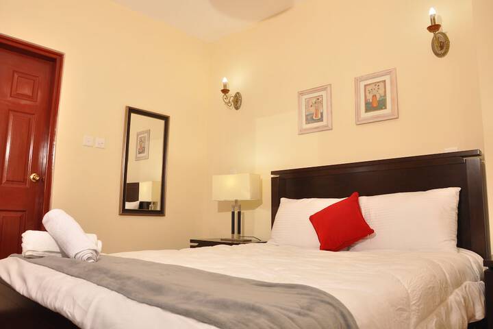 Room 10 of 27