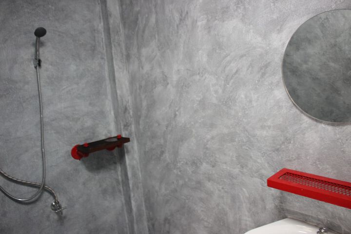 Room 75 of 122