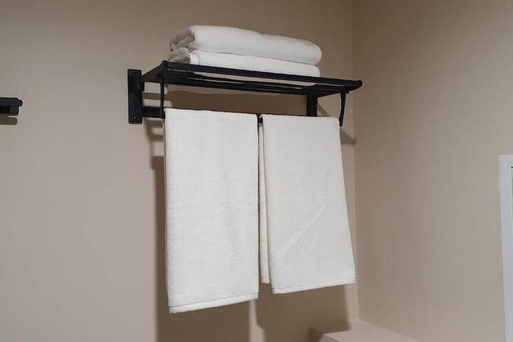 Room 10 of 21