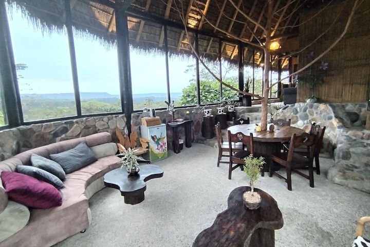 Room 4 of 42