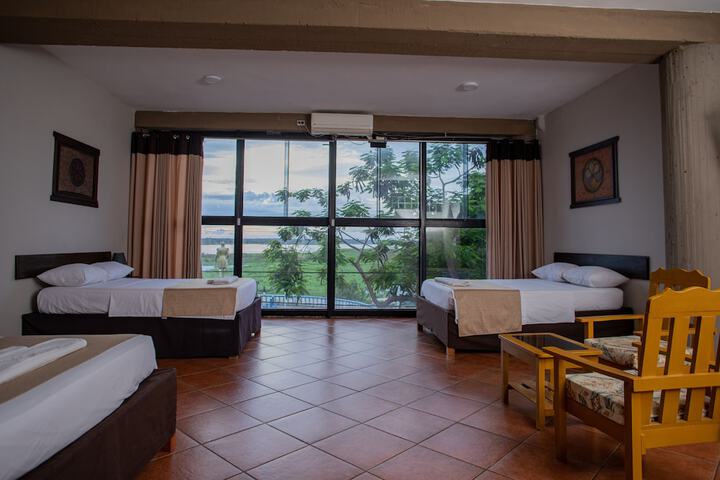 Room 34 of 65