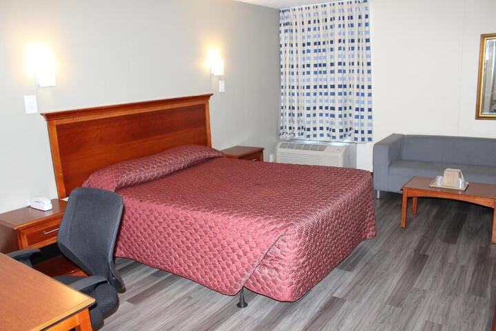 Room 18 of 39