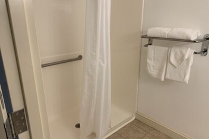 Room 280 of 297