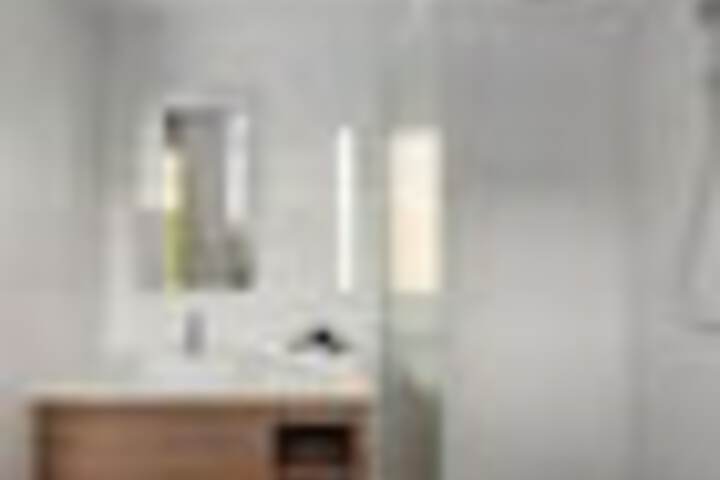 Room 83 of 120