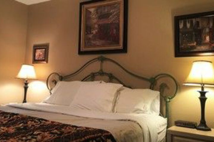 Room 17 of 43