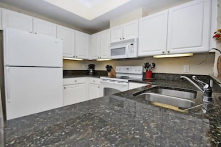 Crystal Tower 1102 in Gulf Shores, AL