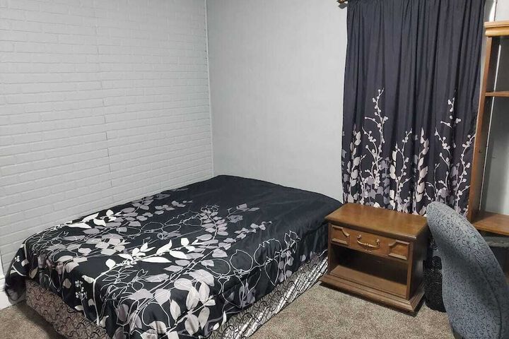 Room 3 of 12