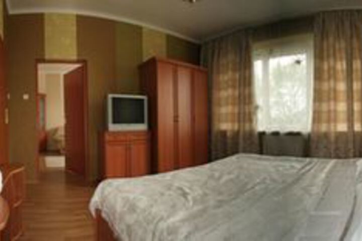 Room 38 of 53