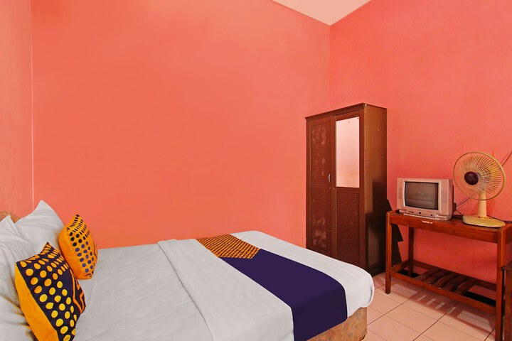 Room 18 of 26