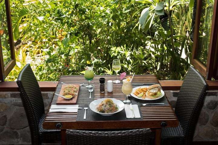 Dining 125 of 246