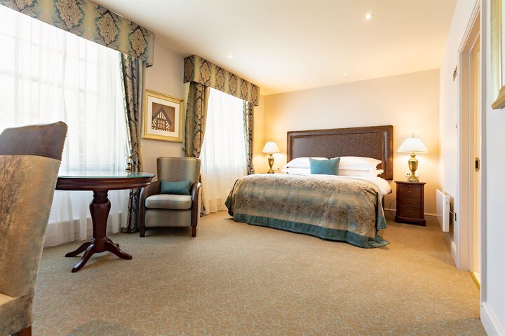 Room 43 of 72