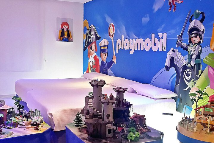 Children's theme room