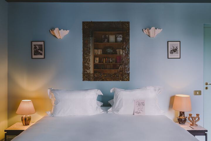 Room 13 of 28