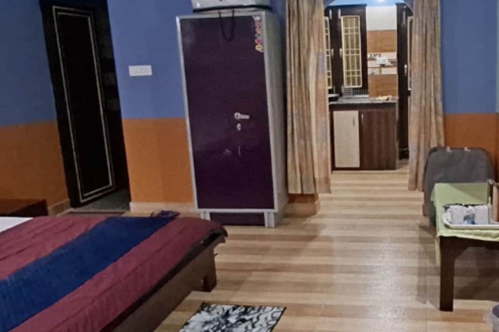 Room 6 of 60