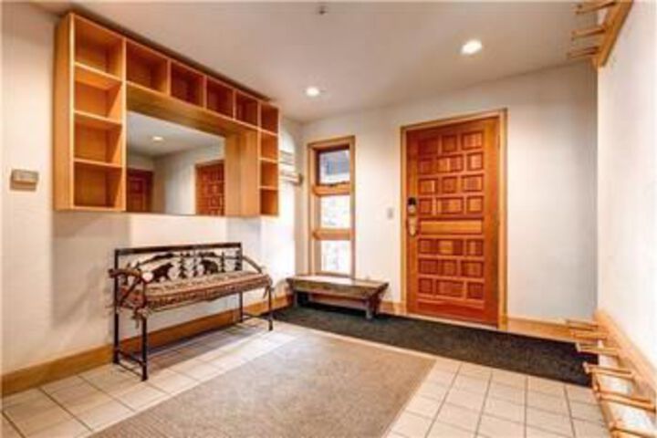 Room 30 of 43