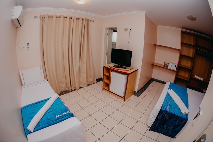 Room 4 of 55