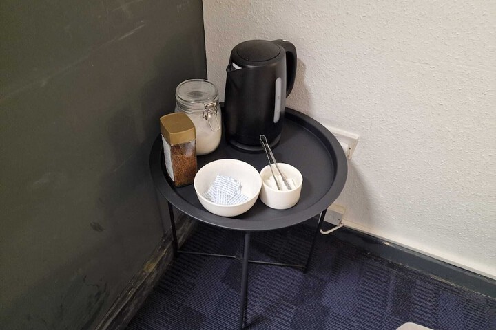 Breakfast/Coffee Service 13 of 23