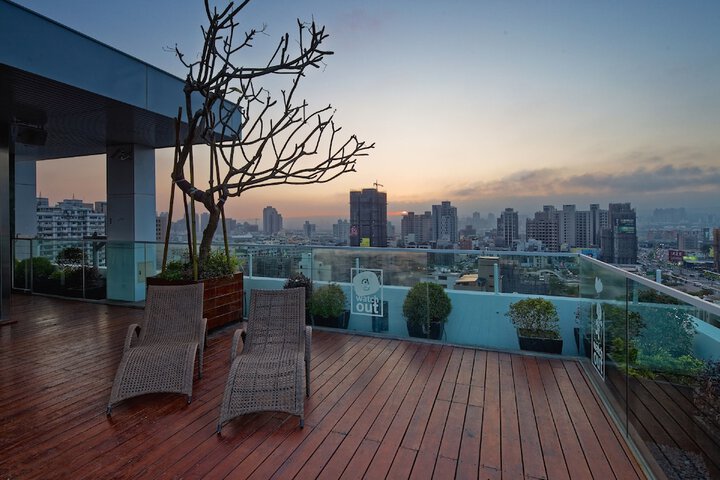 Terrace/Patio 56 of 160