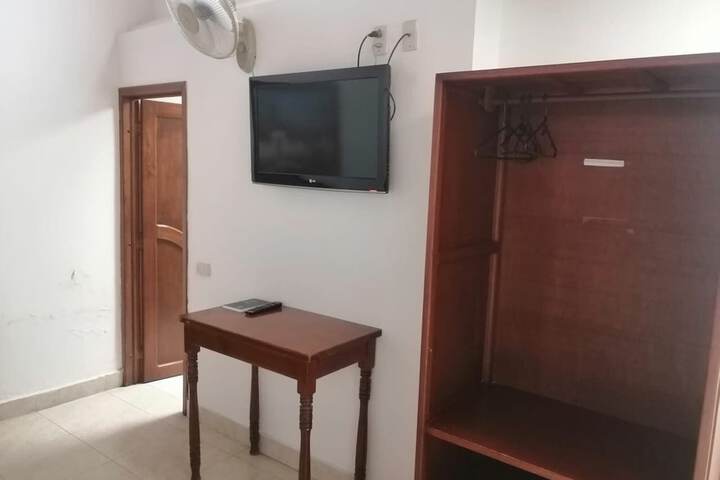 Room 28 of 61