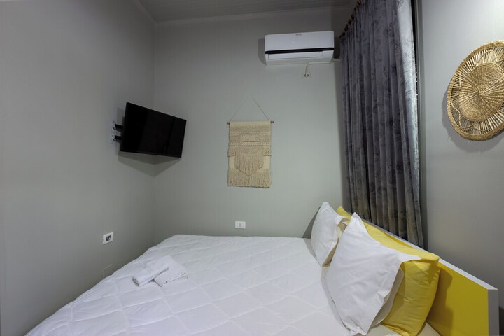 Room 38 of 90