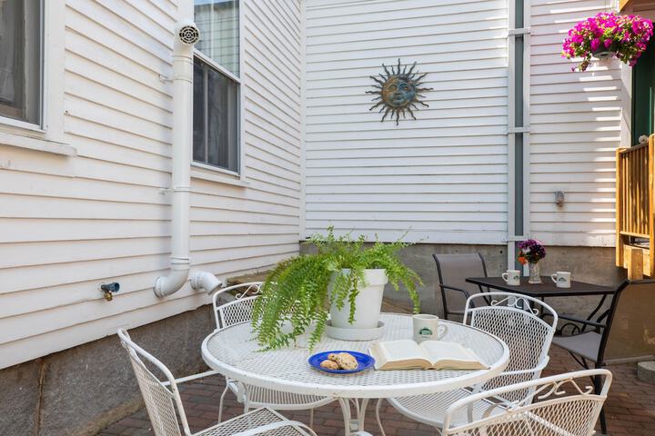 Terrace/Patio 164 of 191