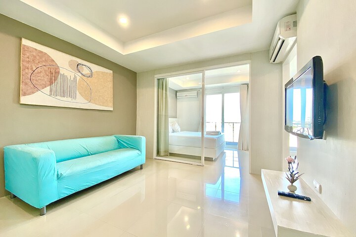 Room 15 of 43