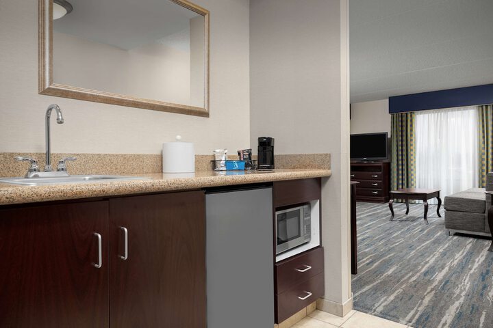 Private kitchenette