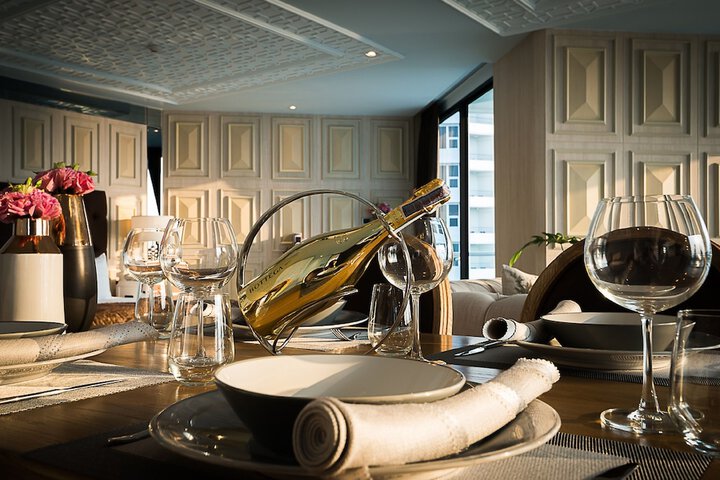 Dining 64 of 92