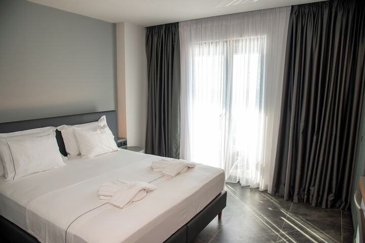 Room 37 of 207