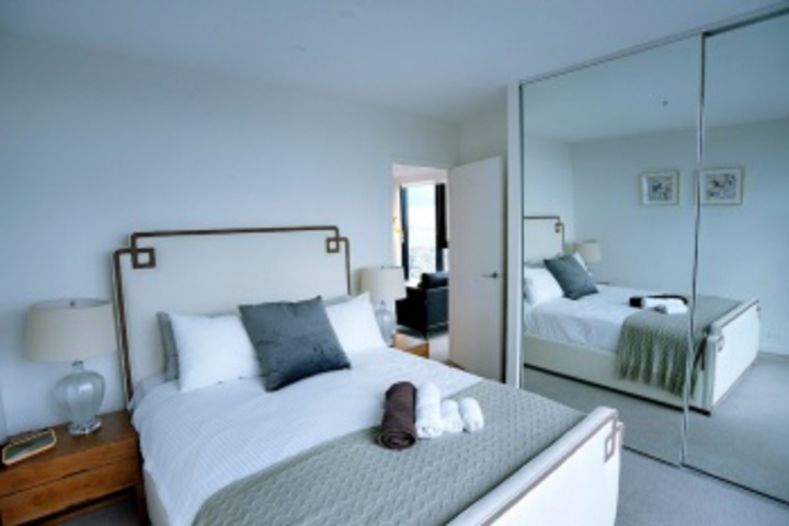 Room 46 of 204