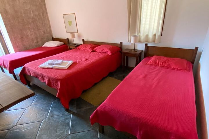 Room 3 of 9