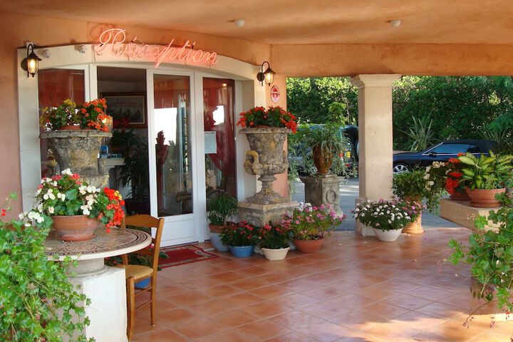 Hotel 2 of 40