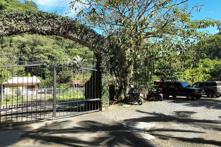 Property Grounds 151 of 159