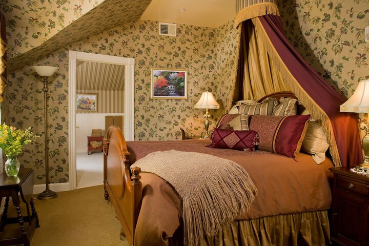 Room 22 of 82