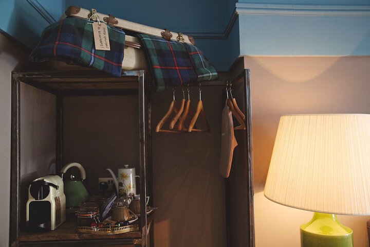 Room 25 of 74