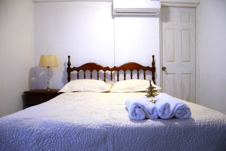 Room 11 of 29