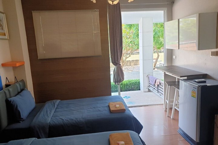 Room 6 of 263