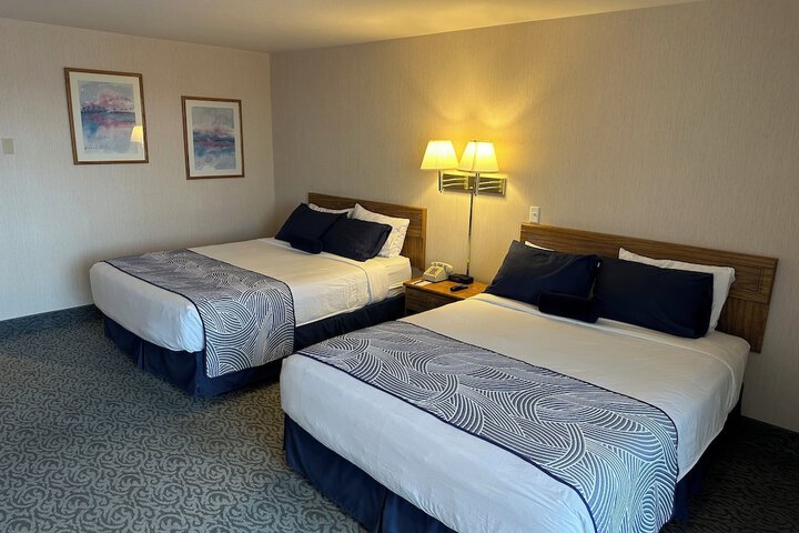 Room 4 of 12